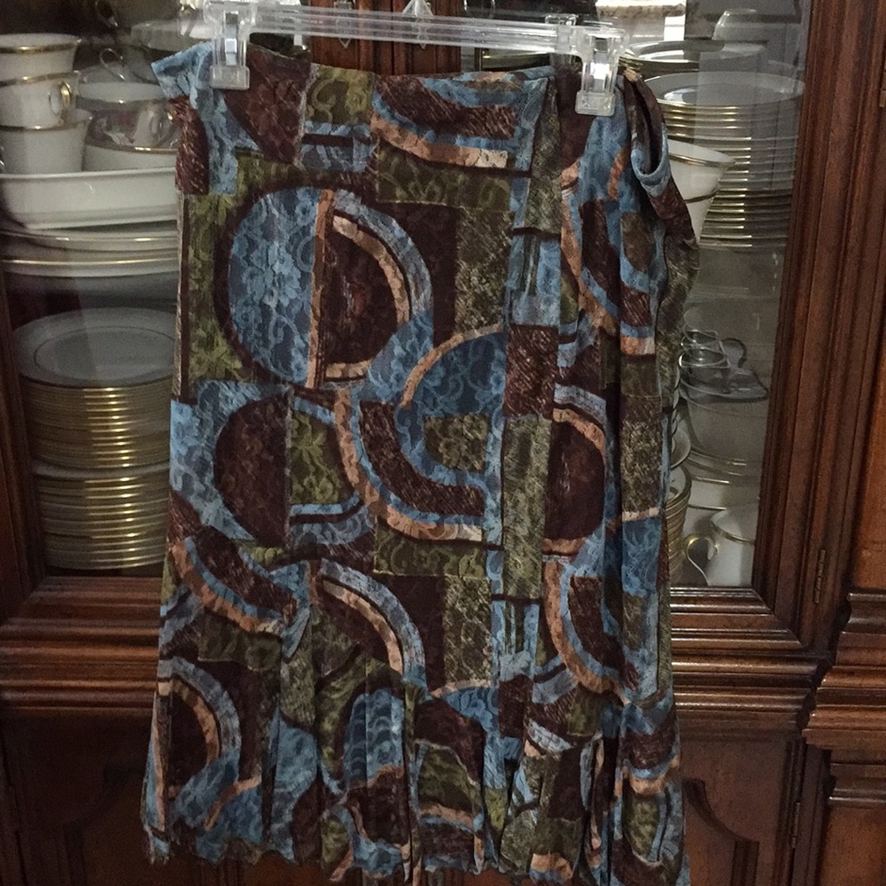 Set of skirt and top